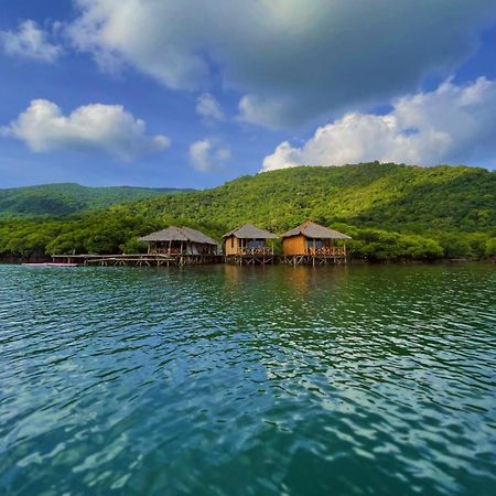 Floating Paradise Karimunjawa Kültér fotó